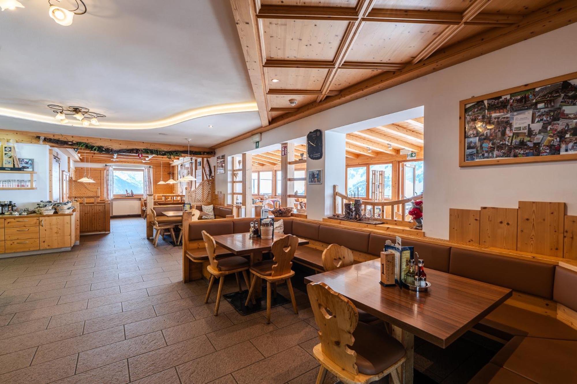 Hotel Edelweisshuette Ladurns Fleres Esterno foto