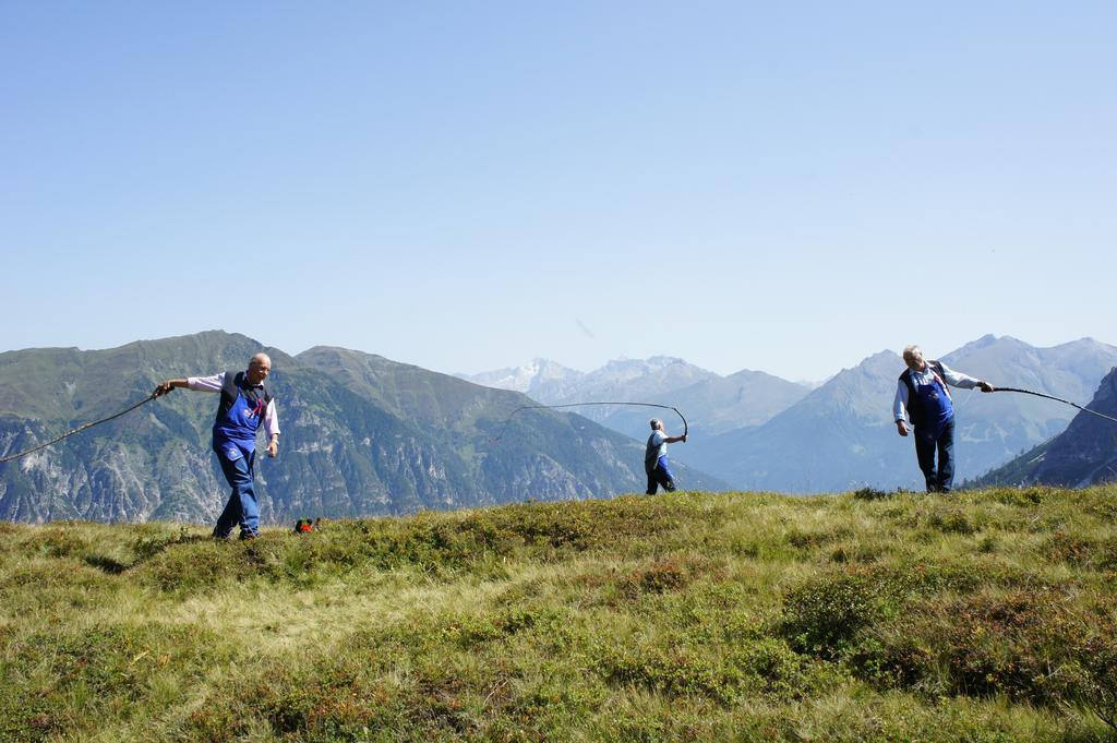 Hotel Edelweisshuette Ladurns Fleres Esterno foto